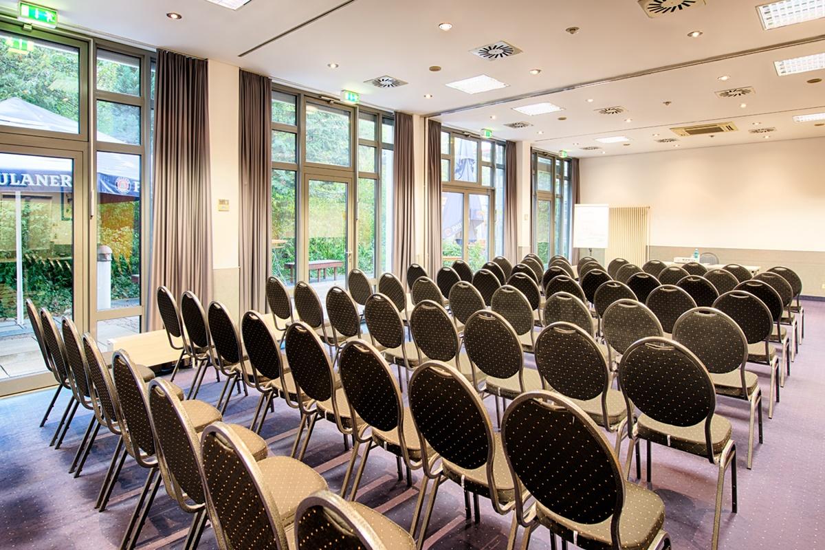 Achat Hotel Stuttgart Airport Messe Exterior photo